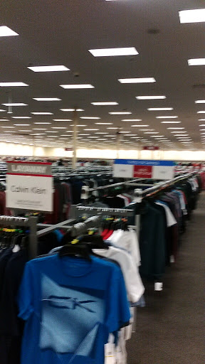 Clothing Store «Burlington Coat Factory», reviews and photos, 4293 Winston Ave #2, Covington, KY 41015, USA