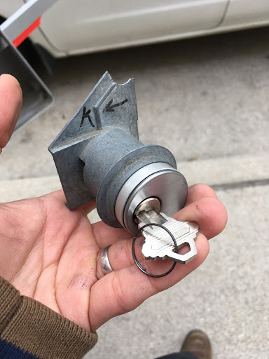 Locksmith «Snap & Crack Locksmith», reviews and photos, 738 E Lincoln Ave, Columbus, OH 43229, USA