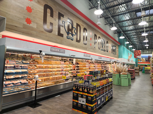 Supermarket «Vallarta Supermarkets», reviews and photos, 16107 Victory Blvd, Van Nuys, CA 91406, USA