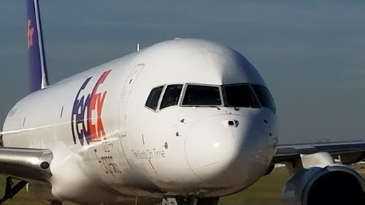 Shipping and Mailing Service «FedEx Ship Center», reviews and photos, 5601 Mark IV Pkwy, Fort Worth, TX 76131, USA