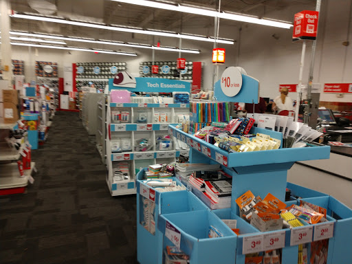 Office Supply Store «Staples», reviews and photos, 13013 Seminole Blvd, Largo, FL 33778, USA