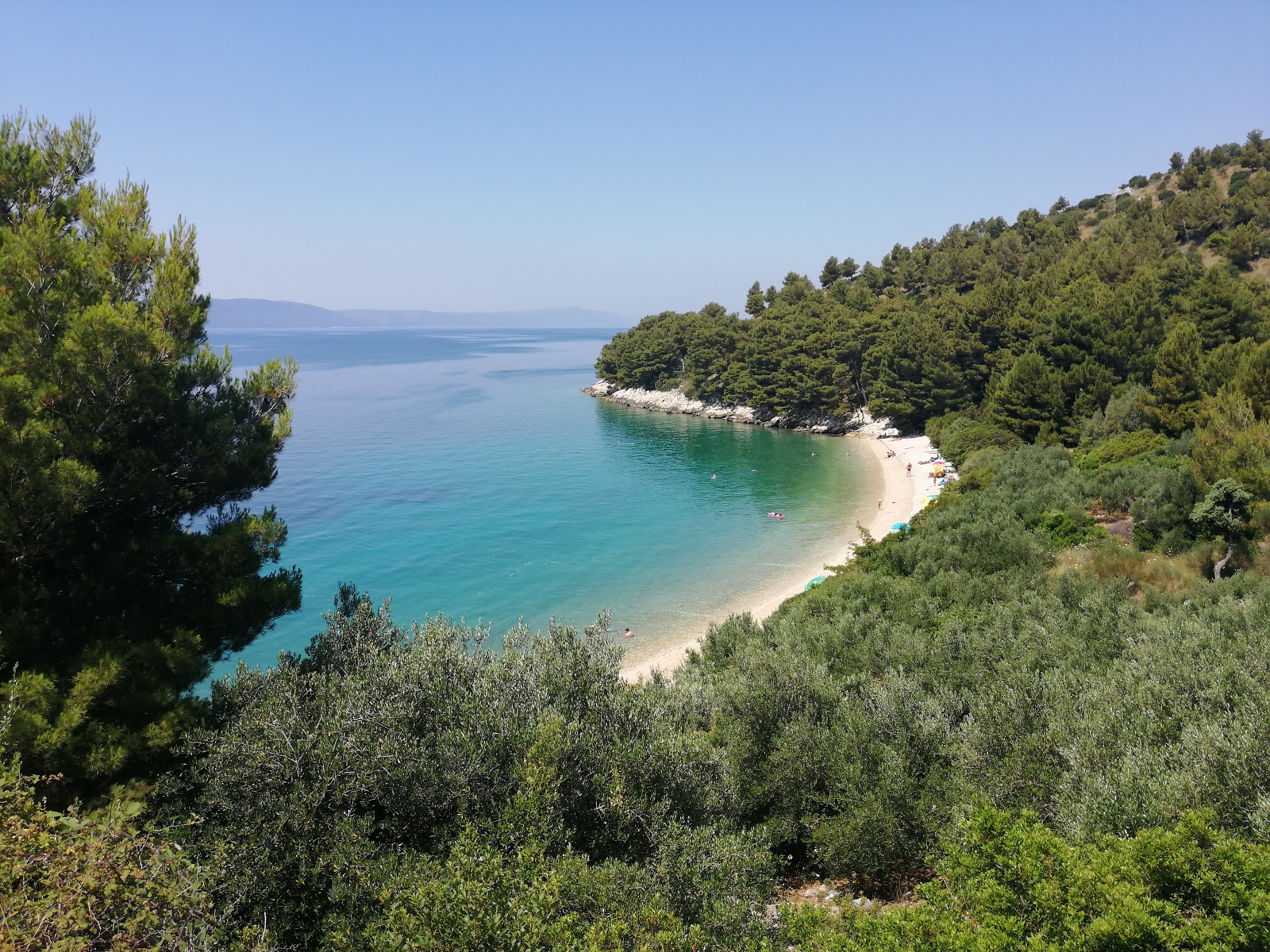Male Ciste beach'in fotoğrafı birden fazla geniş koy ile birlikte