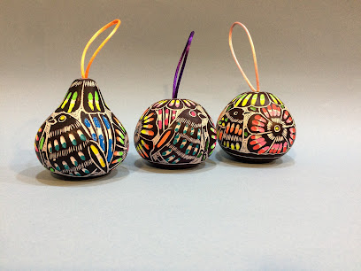 Kuzka peruvian handicrafts