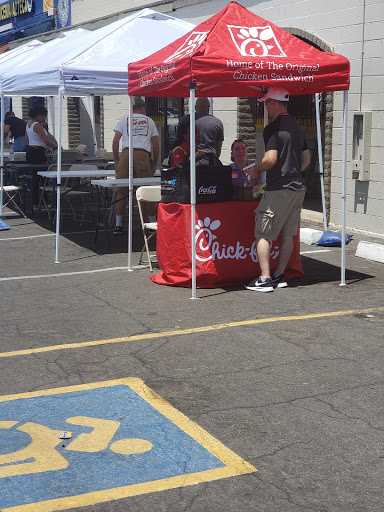 Barber Shop «cutties barber shop», reviews and photos, 1636 E Southern Ave, Phoenix, AZ 85040, USA