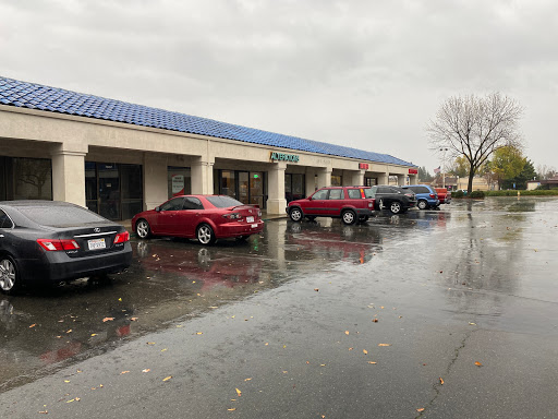 Laundromat «Sierra Laundry», reviews and photos, 7833 Madison Ave, Citrus Heights, CA 95610, USA