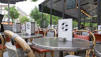 Atmosphère du Restaurant Café Odessa - Brasserie parisienne tendance - n°17
