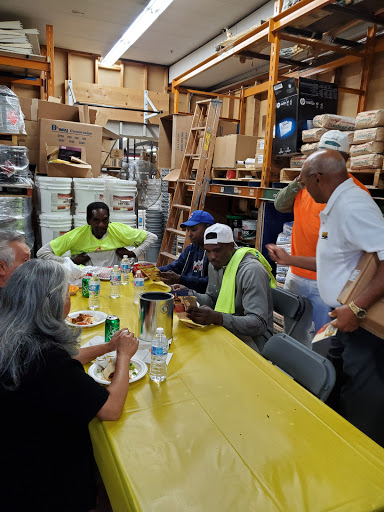 Paint Store «Calumet Paint & Wallpaper Inc. - Blue Island», reviews and photos, 12120 S Western Ave, Blue Island, IL 60406, USA