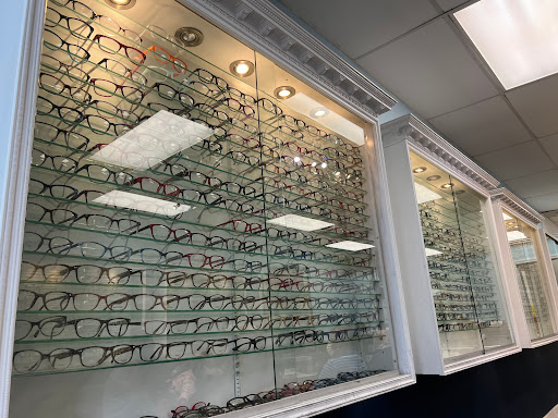 Optician «See & Save Optical», reviews and photos, 2822 W Devon Ave, Chicago, IL 60659, USA