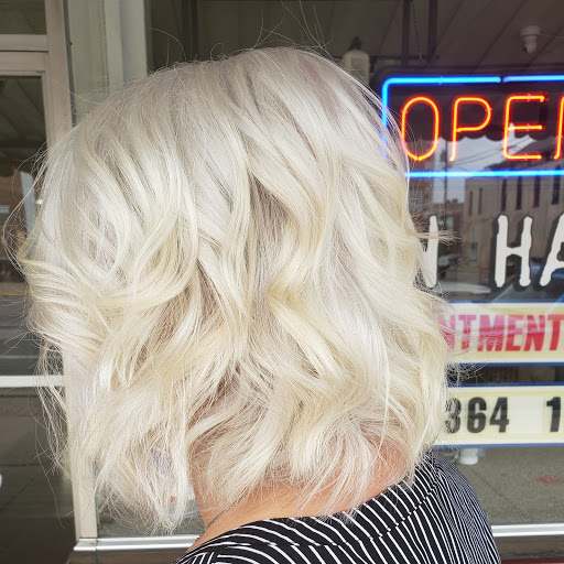 Hair Salon «Urban hair hub», reviews and photos, 18 S Harrison St, Shelbyville, IN 46176, USA