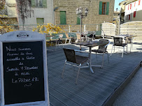 Atmosphère du Restaurant le pèbre d'aï à Saint-Quentin-la-Poterie - n°5