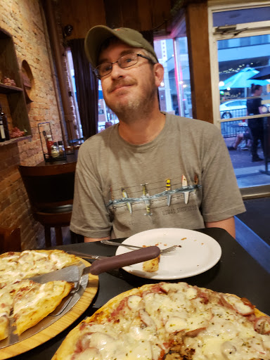 Wine Store «Village Wine Cellars», reviews and photos, 48 E Mulberry St, Lebanon, OH 45036, USA