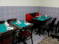 Atmosphère du Restaurant tunisien Brika chez el haj à Ivry-sur-Seine - n°5