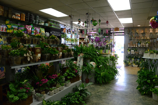 Florist «1-800Flowers Flowerama Iowa City», reviews and photos, 817 S Riverside Dr, Iowa City, IA 52246, USA