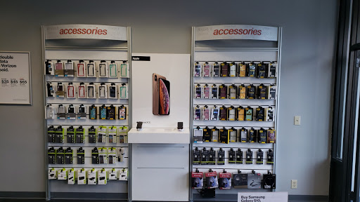 Cell Phone Store «Verizon Authorized Retailer - Simply», reviews and photos, 38 Town Line Rd, Rocky Hill, CT 06067, USA