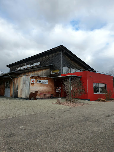 Tierklinik Schabelhof, Dr. Andreas Roeckl unter Bad Dürrheim, Baden Württemberg