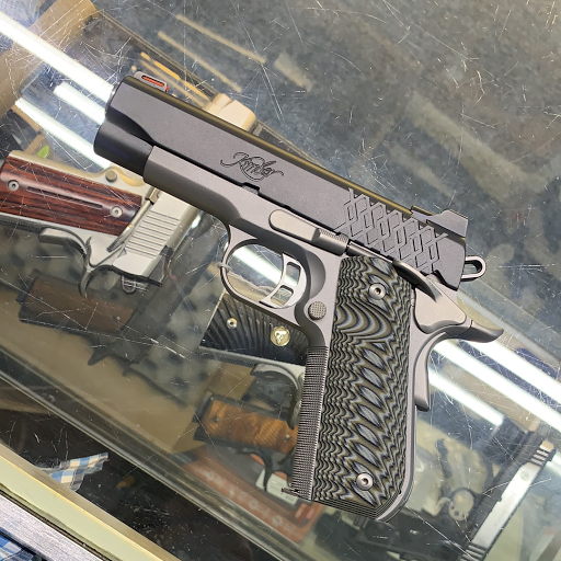 Pawn Shop «Homestead Jewelry, Pawn & Gun», reviews and photos, 310 S Krome Ave, Homestead, FL 33030, USA