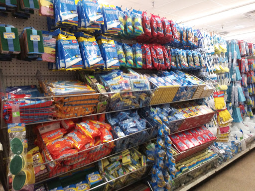 Dollar Store «Dollar Tree», reviews and photos, 3570 Soldano Boulevard, Columbus, OH 43228, USA