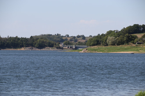 Lac de Pannecière à Chaumard