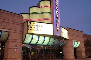 Woodbury 10 Theatre image