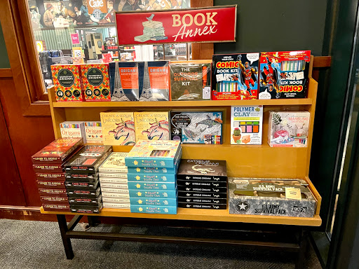 Book Store «Barnes & Noble», reviews and photos, 7 Holyoke St, Holyoke, MA 01040, USA