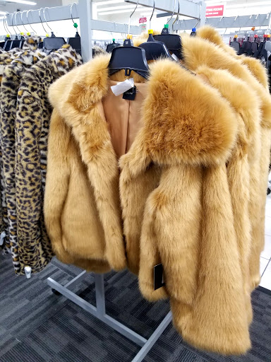 Clothing Store «Burlington Coat Factory», reviews and photos, 5959 W Sahara Ave, Las Vegas, NV 89146, USA