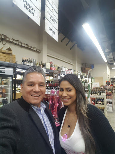 Wine Store «Oak Tree Wine and Spirits», reviews and photos, 902 Oak Tree Ave, South Plainfield, NJ 07080, USA