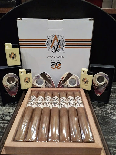 Tobacco Shop «Humidour Cigar Shoppe», reviews and photos, 2 Sherwood Rd, Cockeysville, MD 21030, USA