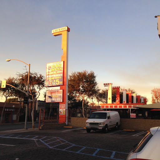 Car Wash «Madison Car Wash», reviews and photos, 7617 California Route 2, West Hollywood, CA 90046, USA