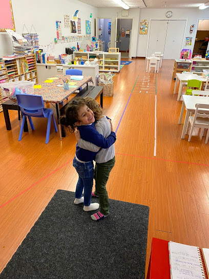Les Petits Artistes Montessori Centre