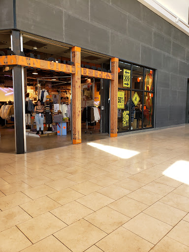 Shopping Mall «Westfield Garden State Plaza», reviews and photos, 1 Garden State Plaza, Paramus, NJ 07652, USA
