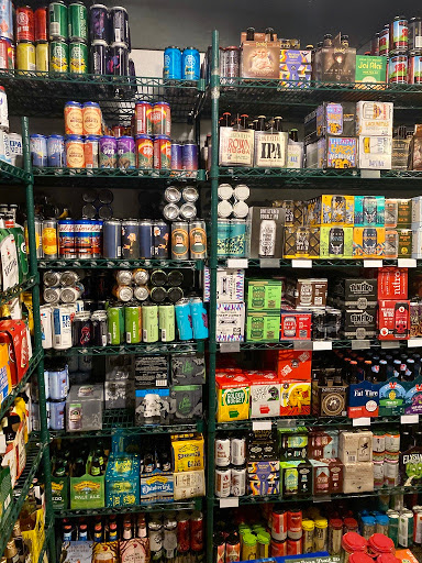 Beer Store «Harvest Wine & Spirits», reviews and photos, 842 Farmington Ave, West Hartford, CT 06119, USA