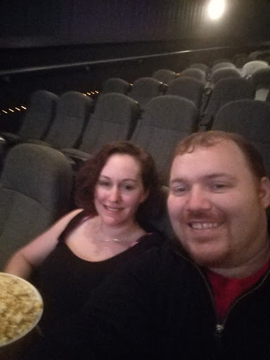 Movie Theater «Regal Cinemas New Albany 16», reviews and photos, 300 Professional Ct, New Albany, IN 47150, USA