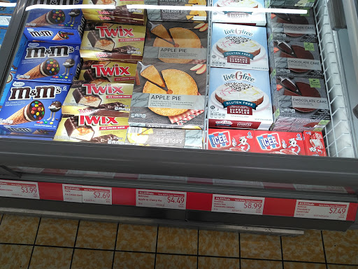 Supermarket «ALDI», reviews and photos, 1702 Brady St, Davenport, IA 52803, USA