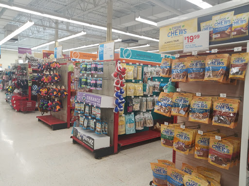 Pet Supply Store «Petco Animal Supplies», reviews and photos, 3300 Broadway St, Eureka, CA 95501, USA