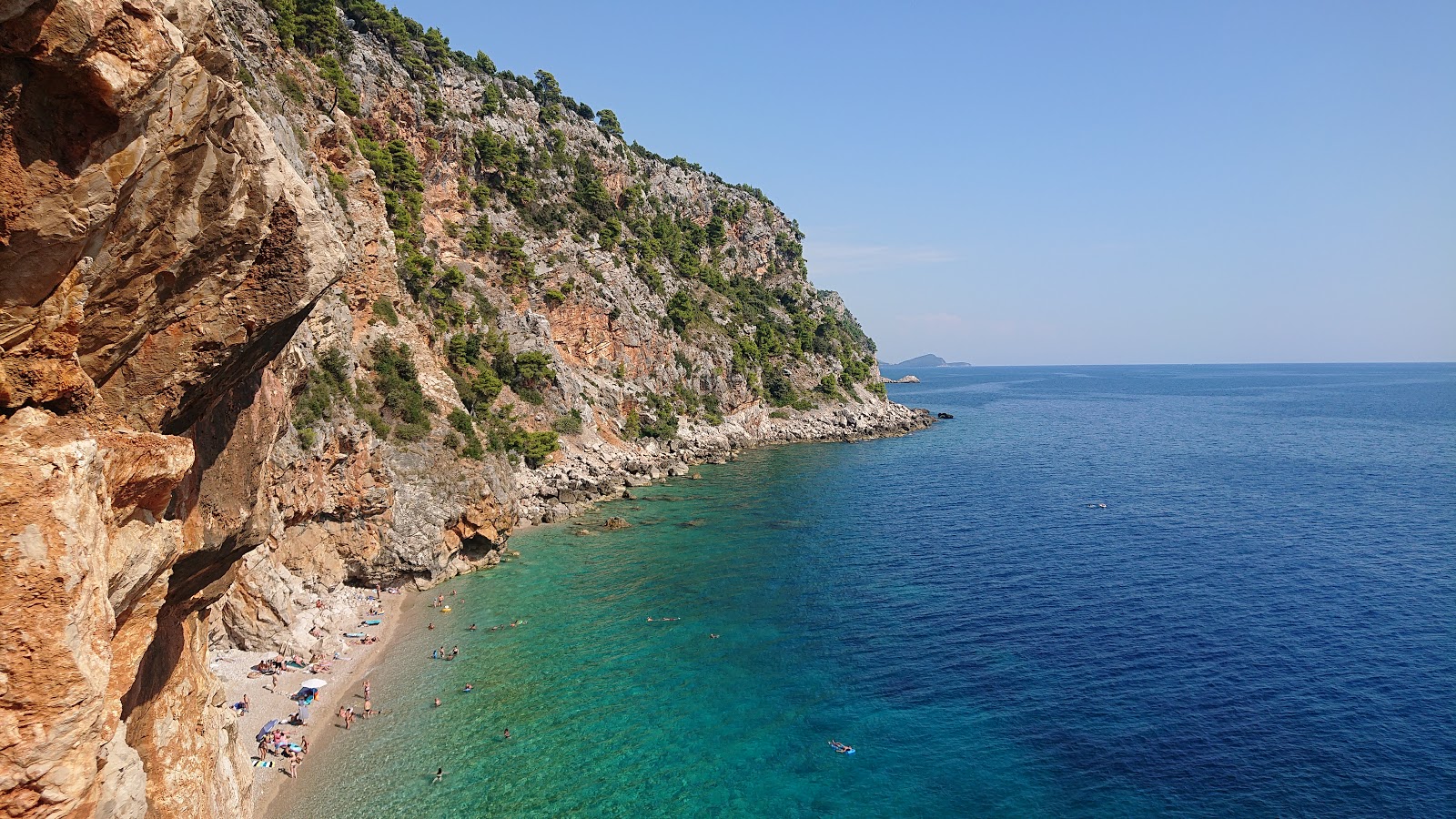 Fotografija Pasjaca beach z ravna obala