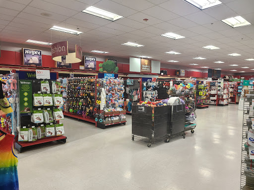 Pet Supply Store «Petco Animal Supplies», reviews and photos, 5027 Monroe St, Toledo, OH 43623, USA