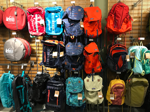 Camping Store «REI», reviews and photos, 6911 Fayetteville Rd #109, Durham, NC 27713, USA