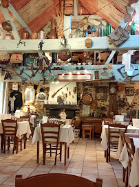 Atmosphère du Restaurant Le Grenier à Popote à Craon - n°10