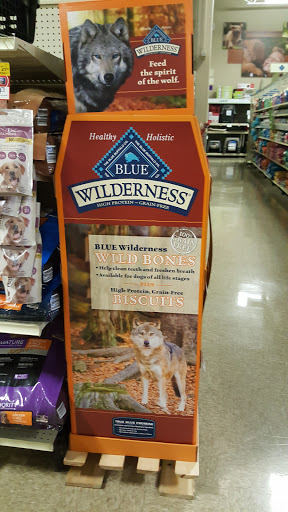 Pet Supply Store «PetSmart», reviews and photos, 3439 Princeton Rd, Hamilton, OH 45011, USA