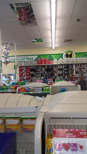 Dollar Store «Dollar Tree», reviews and photos, 1932 East Independence Ave, Springfield, MO 65804, USA