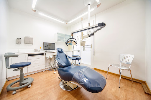Dental Pugach Clinic en Castelldefels, Barcelona