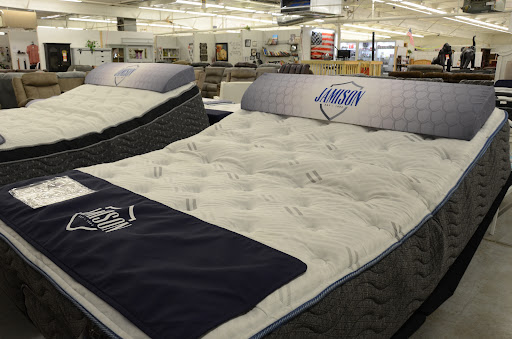 Shopping Mall «Coal County Vendor Mall», reviews and photos, 900 N Main St, Greenville, KY 42345, USA