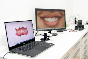 Realize Dental Clinic image