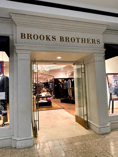 Brooks Brothers, 445 W Farms Mall, Farmington, CT 06032, USA, 