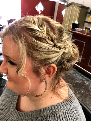 Hair Salon «True Salon», reviews and photos, 1620 W Northwest Hwy, Arlington Heights, IL 60004, USA
