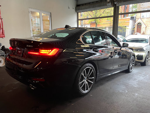 BMW Dealer «Life Quality BMW: Sales», reviews and photos, 9326 4th Ave, Brooklyn, NY 11209, USA