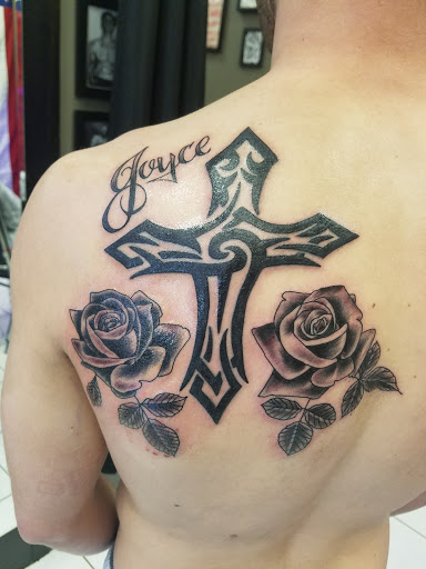 Tattoo Shop «Cresson Street Tattoo», reviews and photos, 4371 Cresson St, Philadelphia, PA 19127, USA