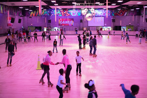 Roller skating rinks New York