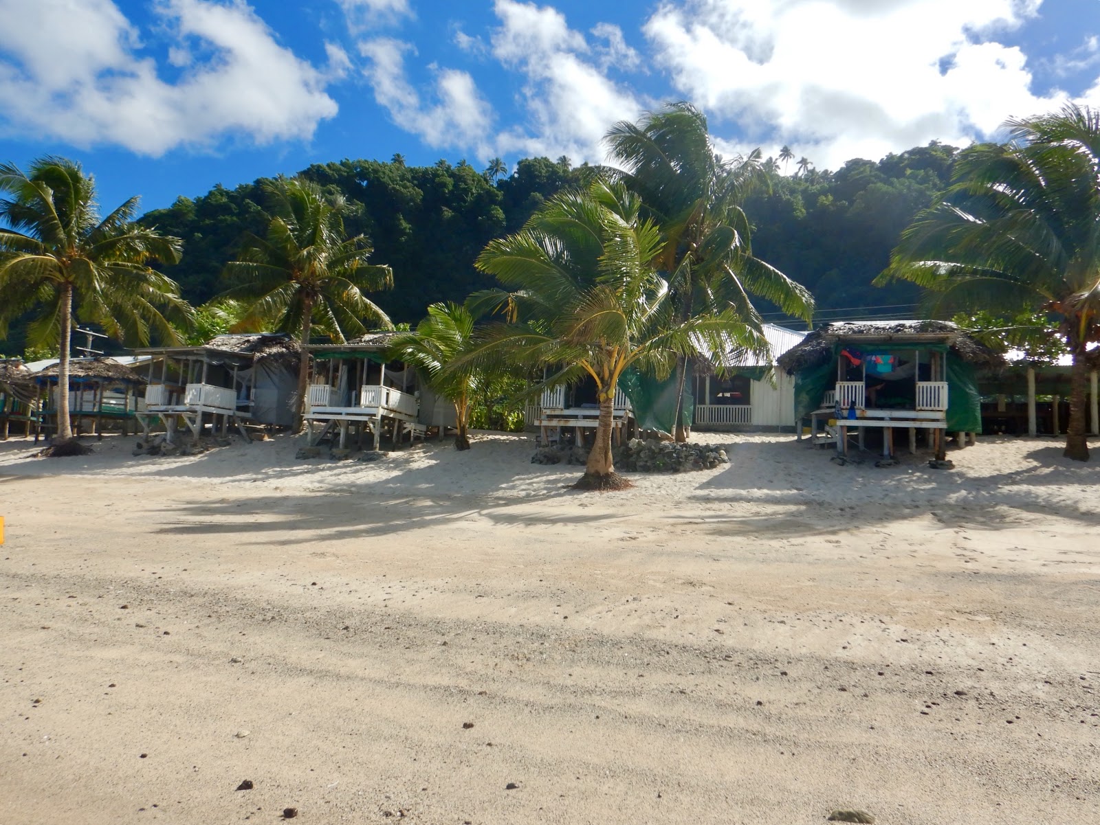 Foto av Saleapaga Beach med hög nivå av renlighet