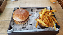 Plats et boissons du Restaurant de hamburgers Authentique Burger à Chelles - n°2